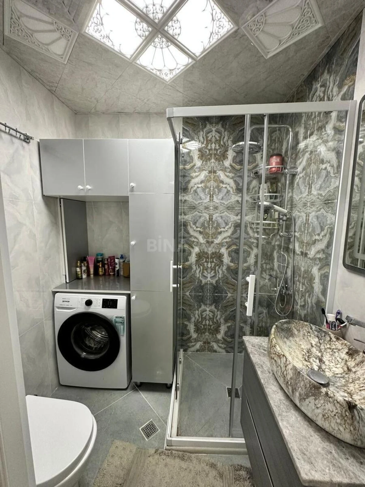 Satılır 2 otaqlı mənzil 70 m²