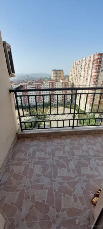 Kirayə verilir 2 otaqlı mənzil 65 m²