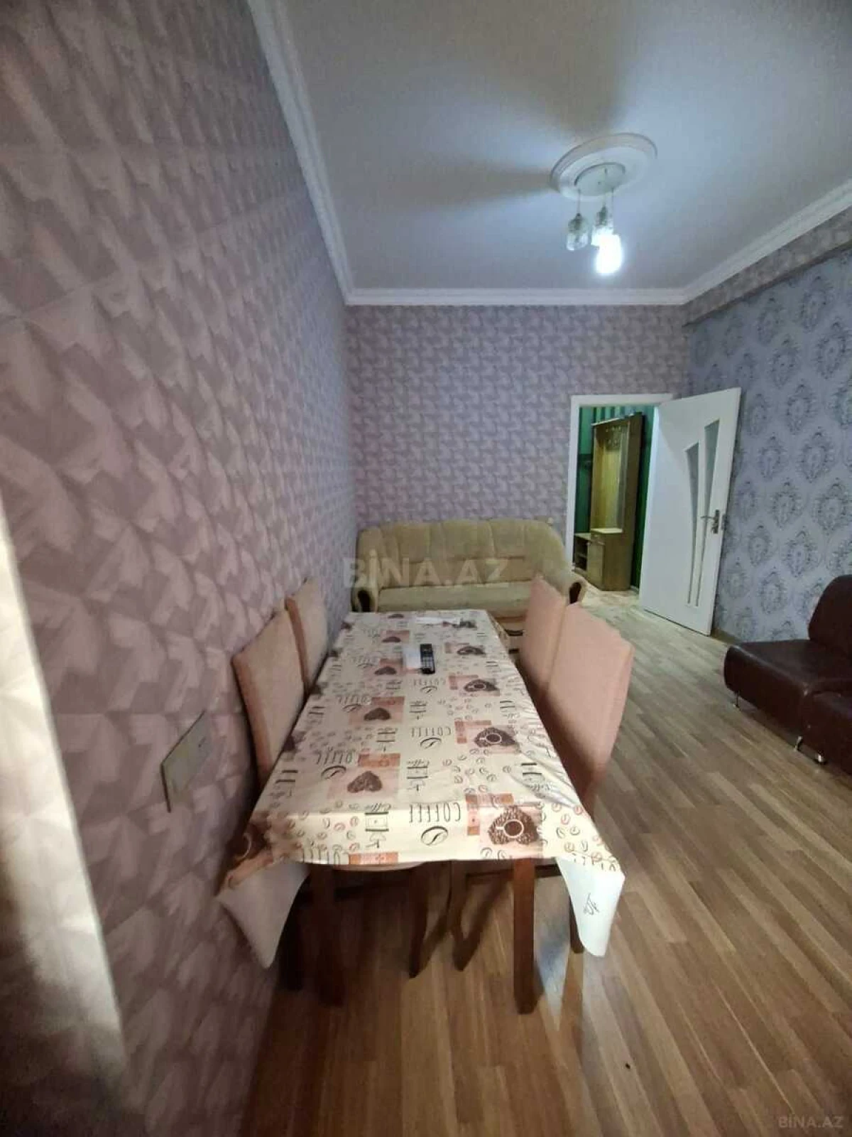 Kirayə verilir 2 otaqlı mənzil 43 m²