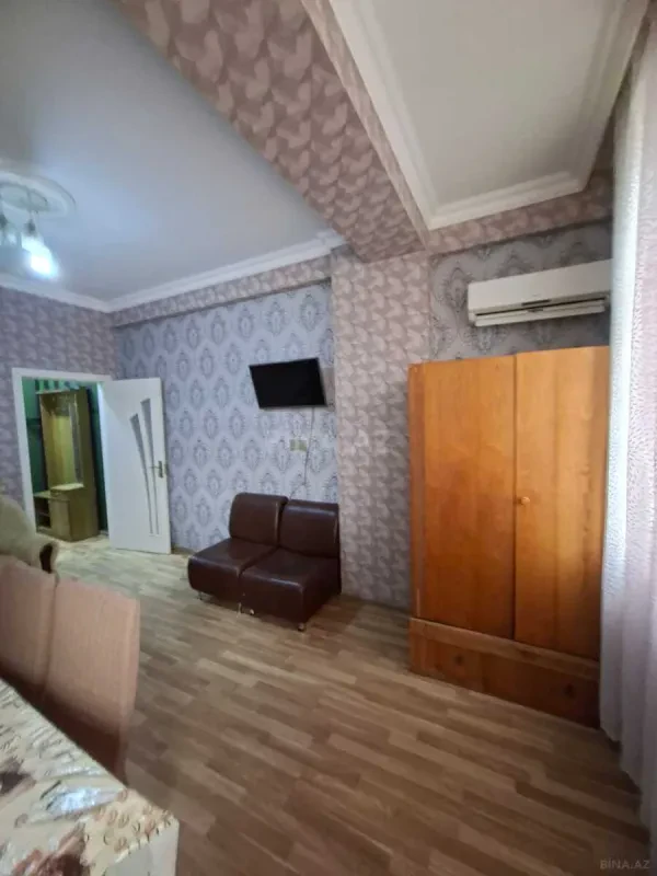 Kirayə verilir 2 otaqlı mənzil 43 m²