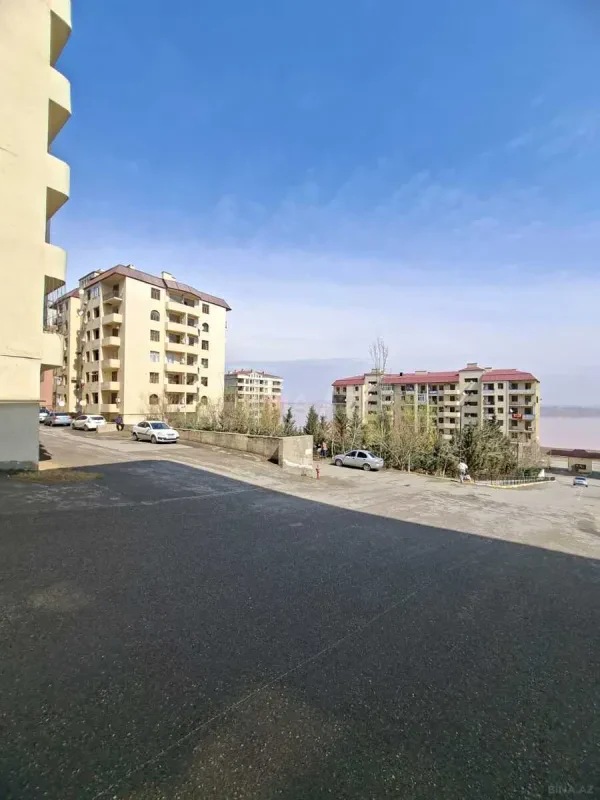 Kirayə verilir 2 otaqlı mənzil 43 m²