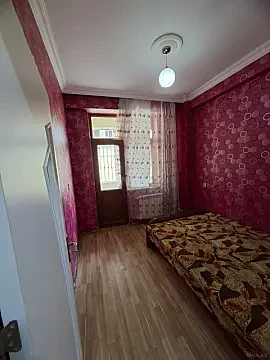 Kirayə verilir 2 otaqlı mənzil 43 m²