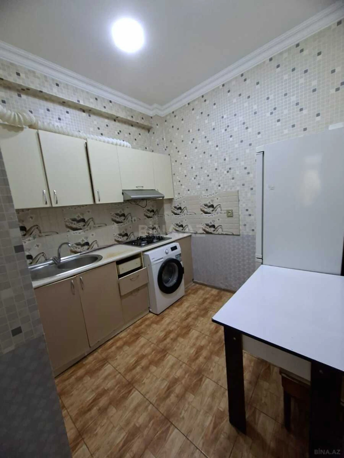 Kirayə verilir 2 otaqlı mənzil 43 m²