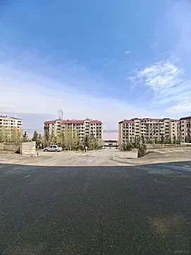Kirayə verilir 2 otaqlı mənzil 43 m²