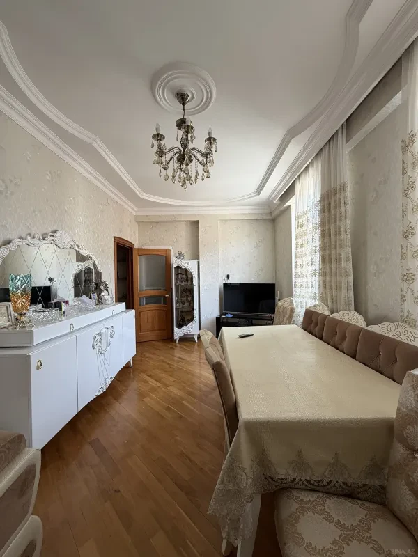 Satılır 2 otaqlı mənzil 80 m²