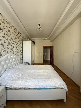 Satılır 2 otaqlı mənzil 80 m²