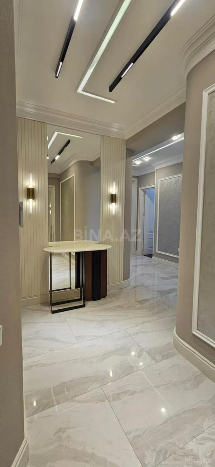 Kirayə verilir 3 otaqlı mənzil 113 m²