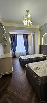 Kirayə verilir 3 otaqlı mənzil 113 m²
