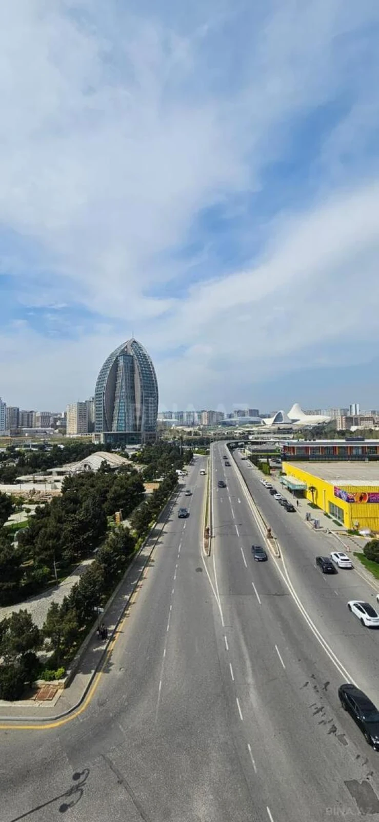 Kirayə verilir 3 otaqlı mənzil 113 m²