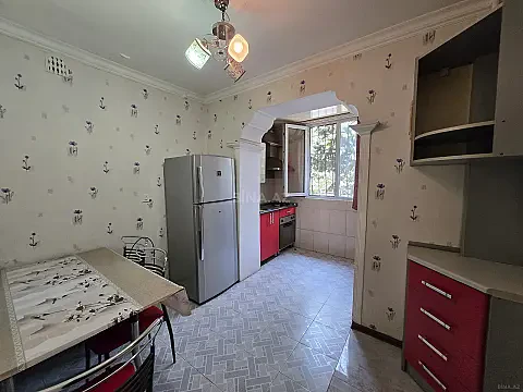 Kirayə verilir 3 otaqlı mənzil 77 m²
