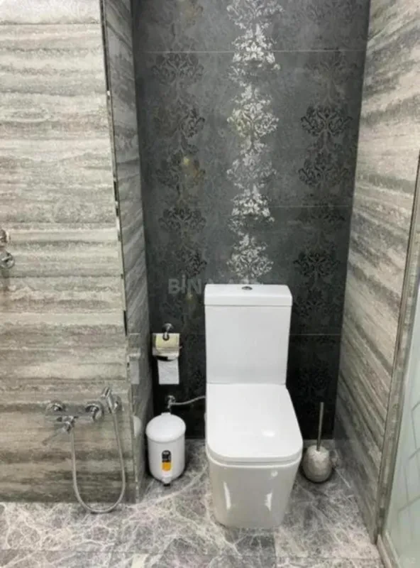 Kirayə verilir 3 otaqlı mənzil 140 m²
