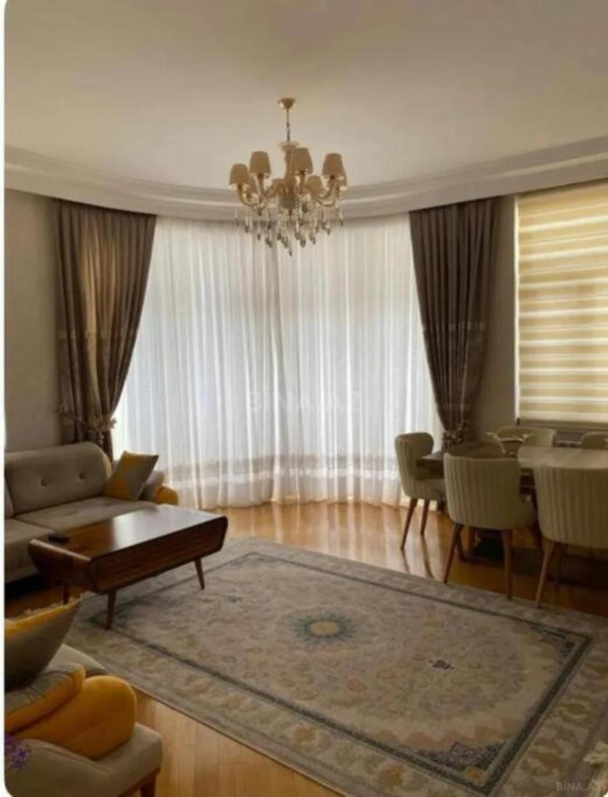 Kirayə verilir 3 otaqlı mənzil 140 m²