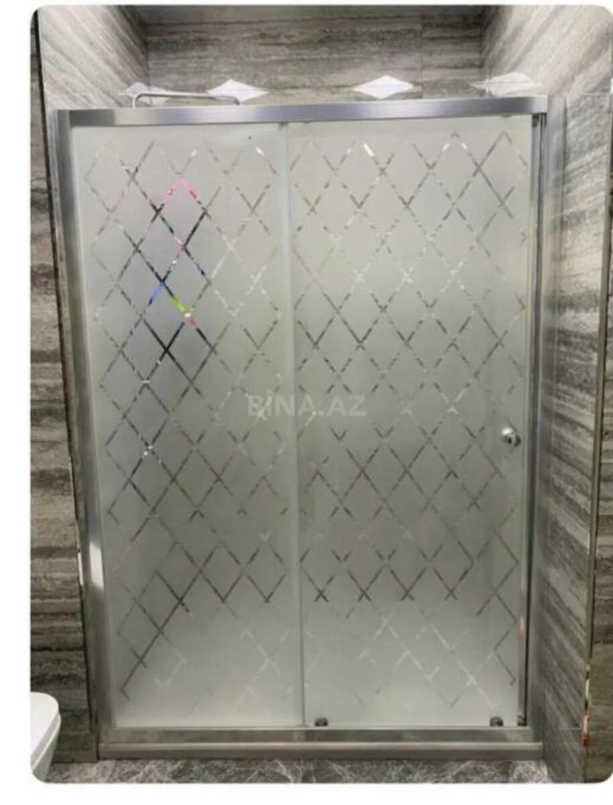 Kirayə verilir 3 otaqlı mənzil 140 m²