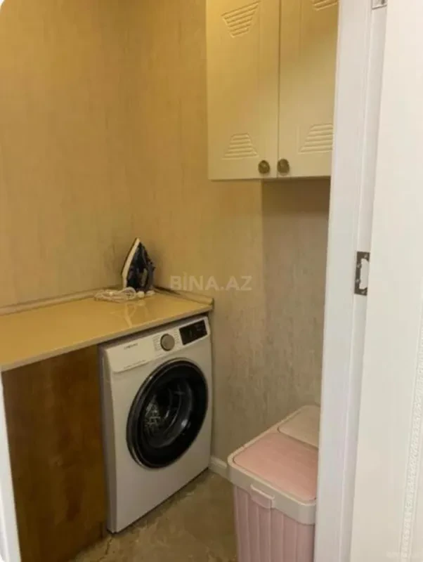 Kirayə verilir 3 otaqlı mənzil 140 m²