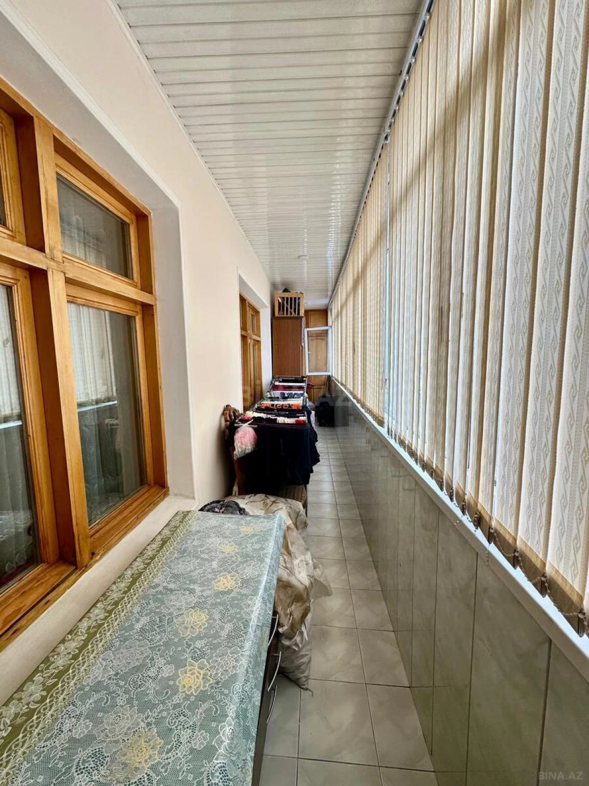 Satılır 5 otaqlı mənzil 130 m²