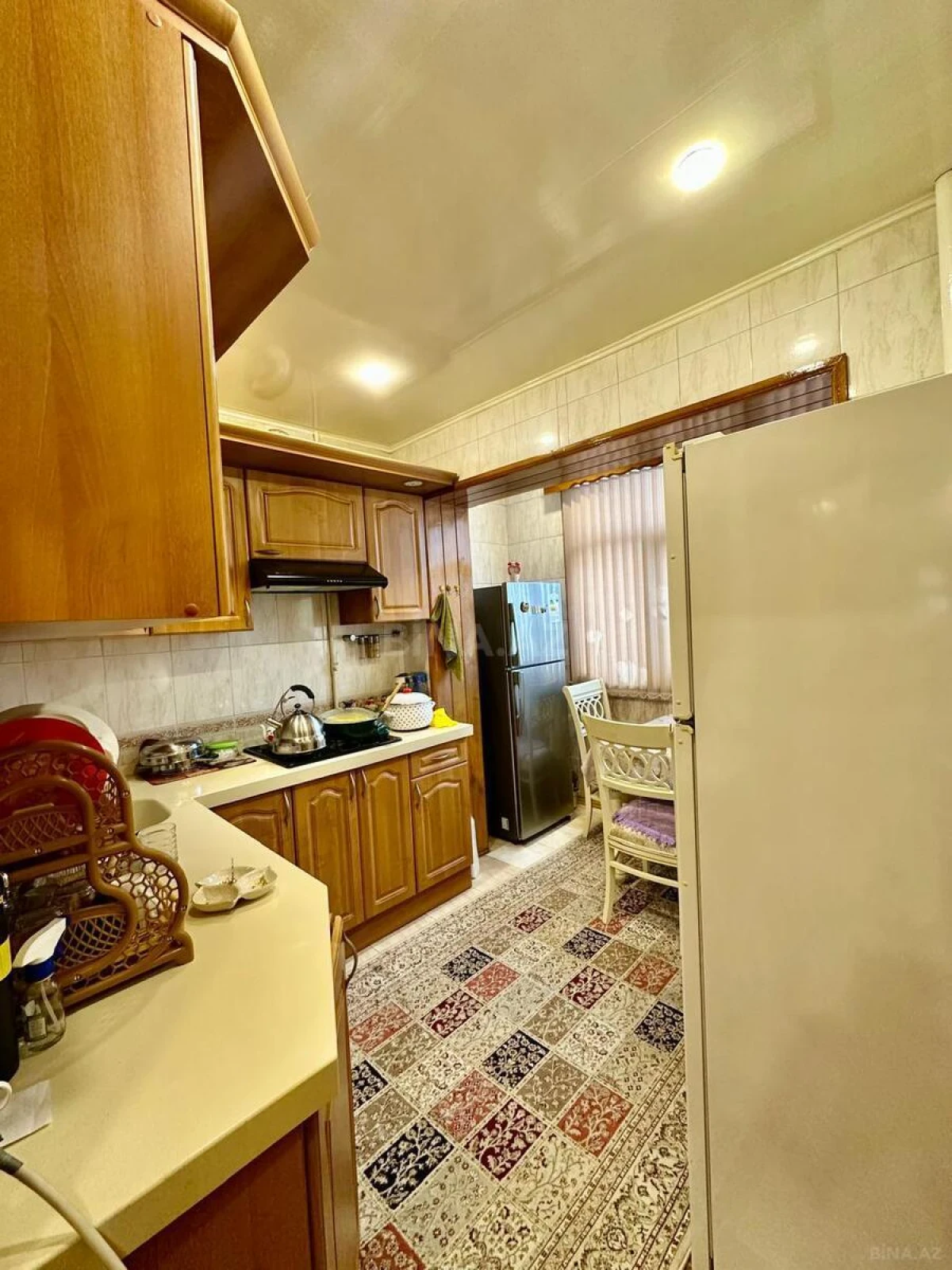 Satılır 5 otaqlı mənzil 130 m²