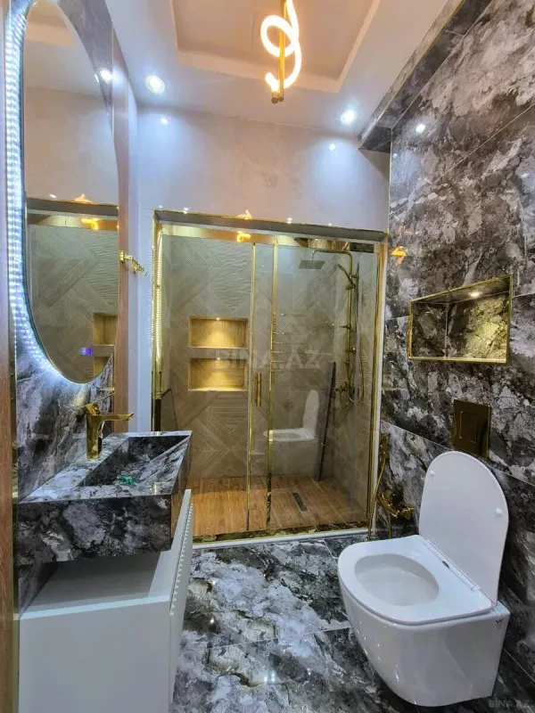 Satılır 4 otaqlı mənzil 174 m²