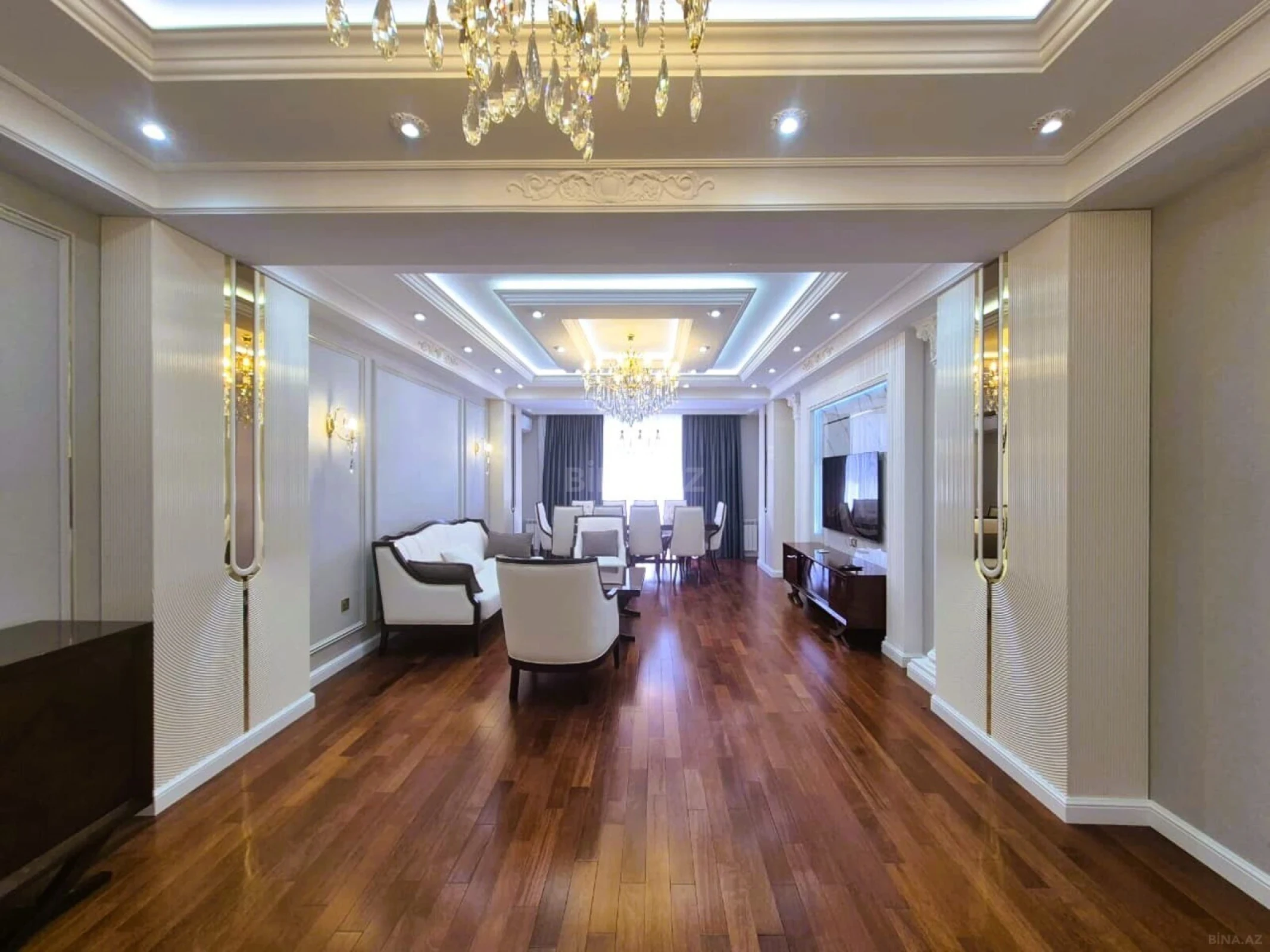 Satılır 4 otaqlı mənzil 174 m²