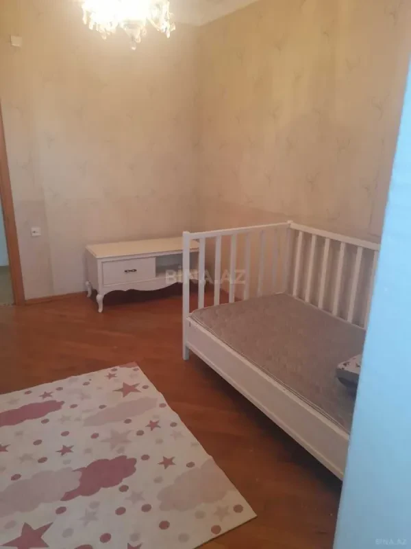 Kirayə verilir 3 otaqlı mənzil 87 m²
