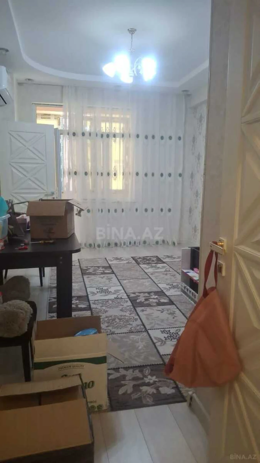 Satılır 2 otaqlı mənzil 60 m²