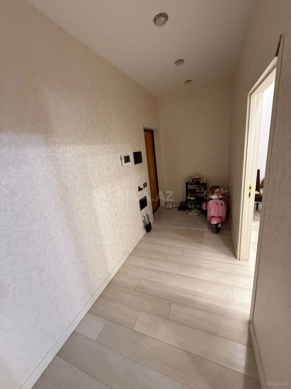 Satılır 2 otaqlı mənzil 60 m²