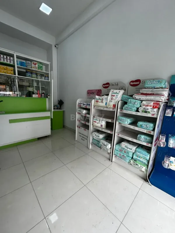 Satılır obyekt 100 m²