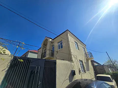 Satılır 4 otaqlı həyət evi 112 m²