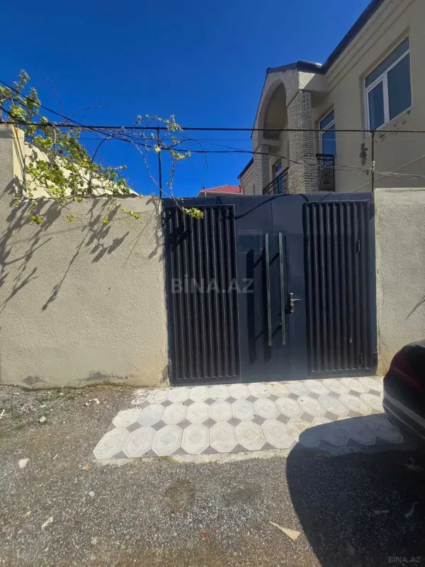 Satılır 4 otaqlı həyət evi 112 m²