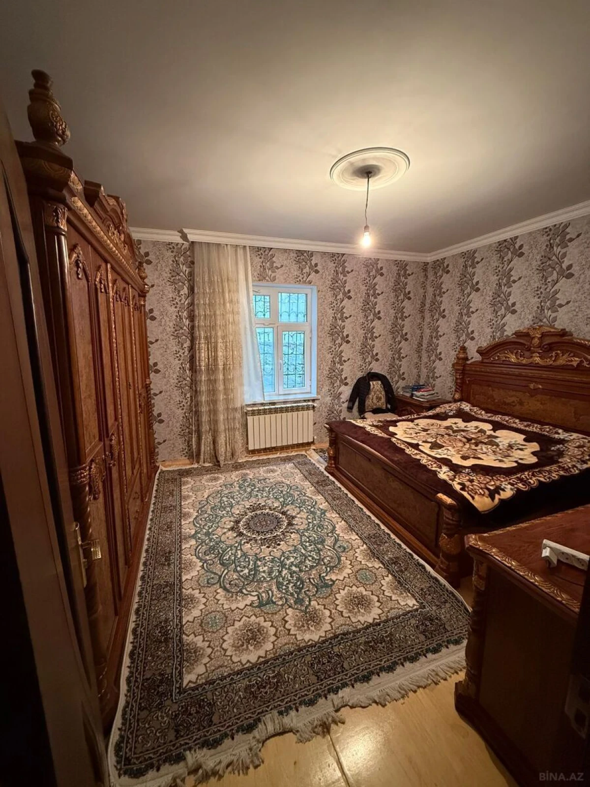 Satılır 4 otaqlı həyət evi 200 m²