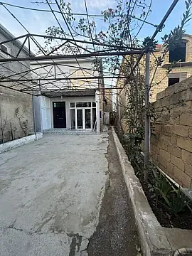 Satılır 4 otaqlı həyət evi 200 m² — Bakı, Badamdar 4 otaq 200.00 m²