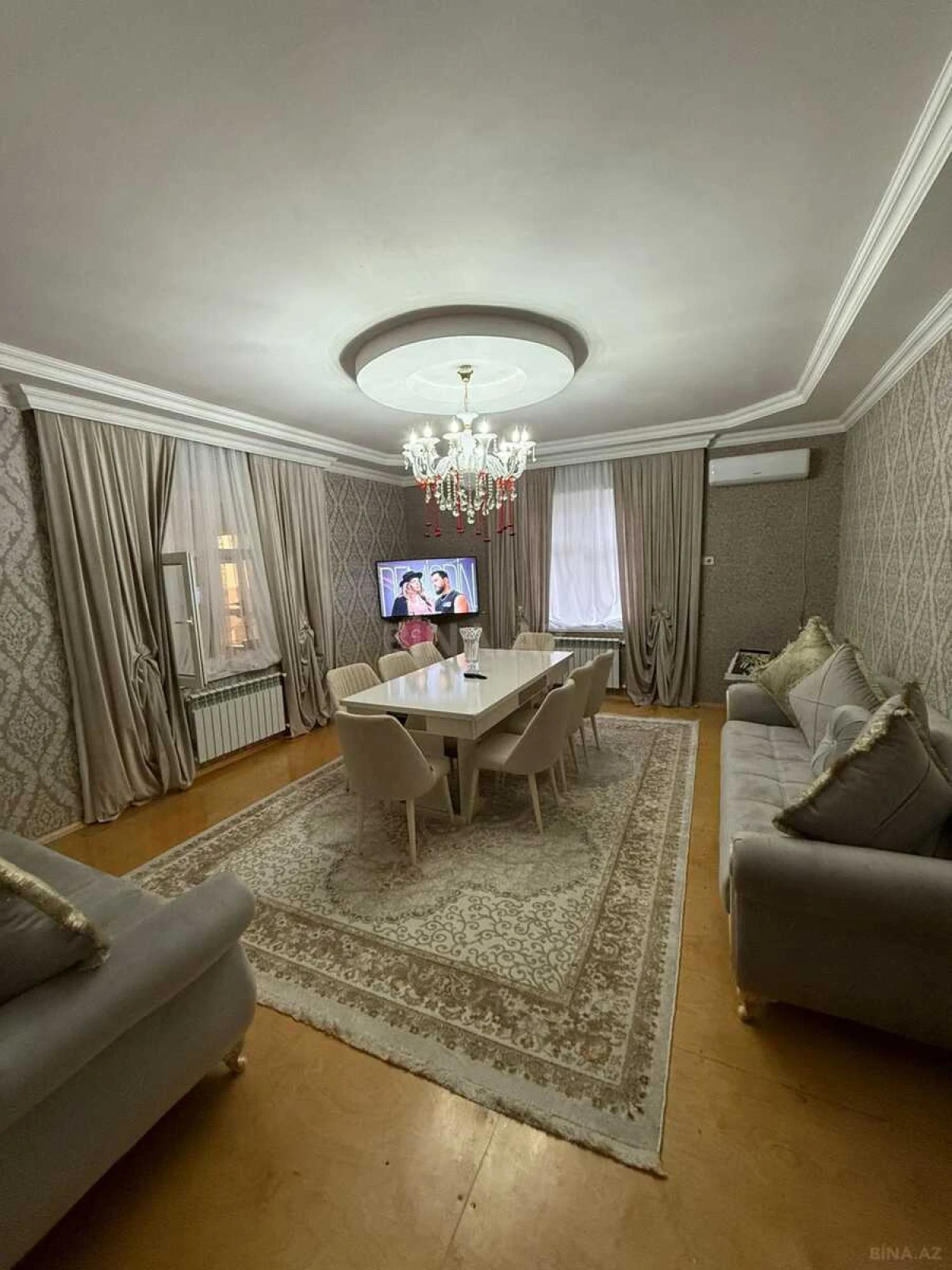 Satılır 4 otaqlı həyət evi 200 m²