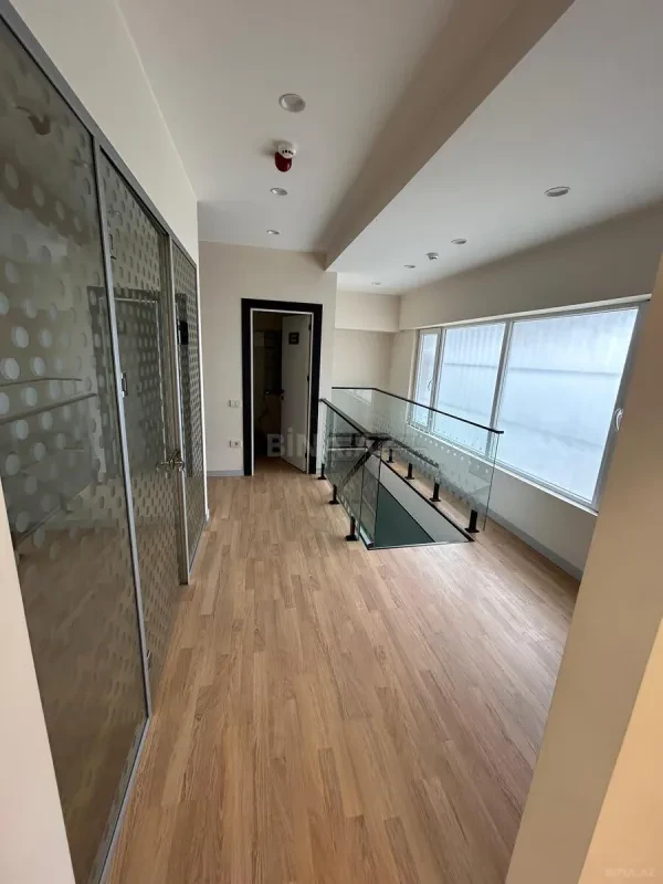 Kirayə verilir obyekt 350 m²
