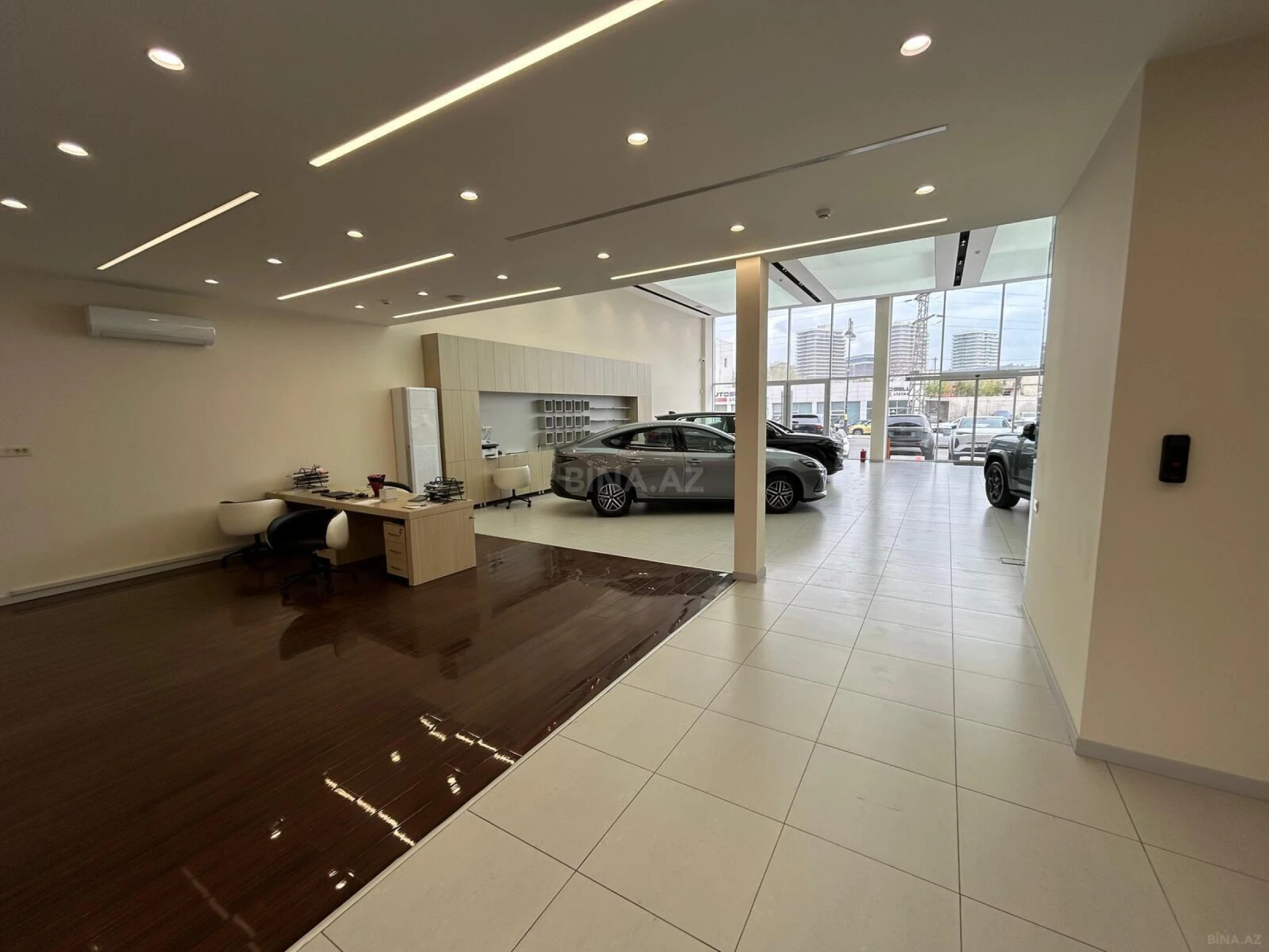 Kirayə verilir obyekt 350 m²