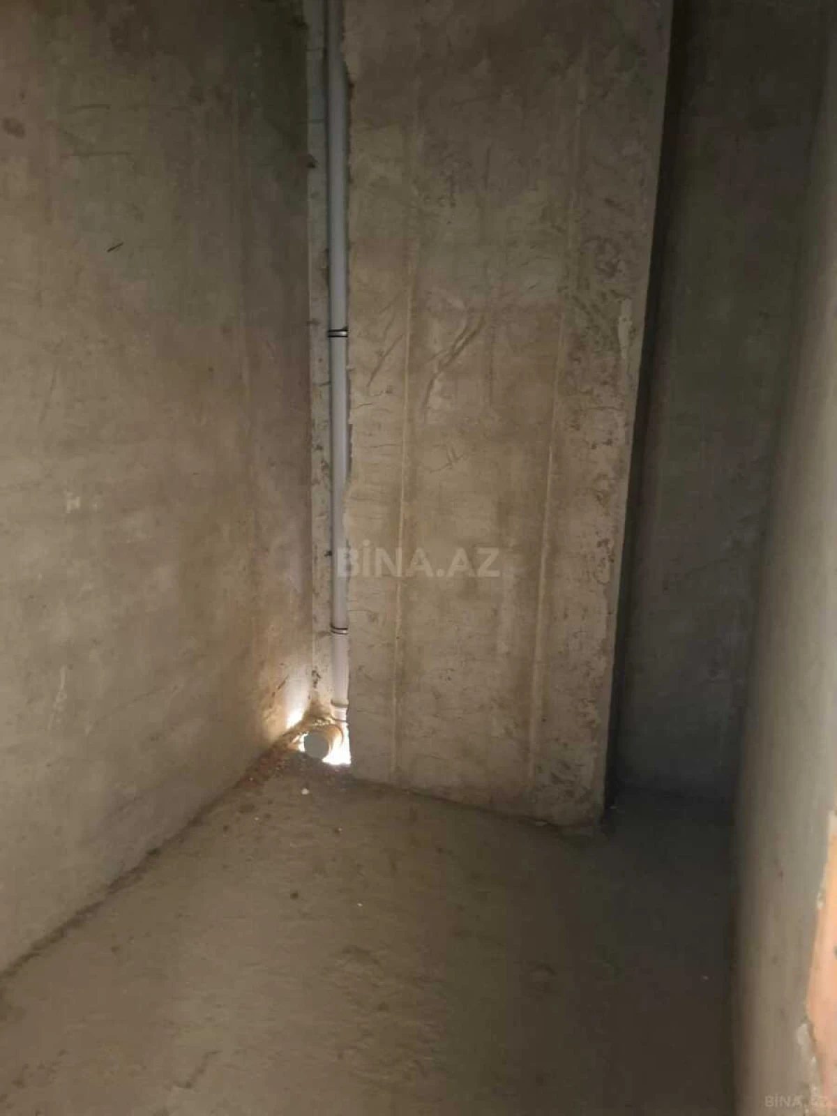 Satılır 1 otaqlı mənzil 53 m²