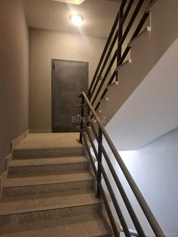 Satılır 1 otaqlı mənzil 53 m²