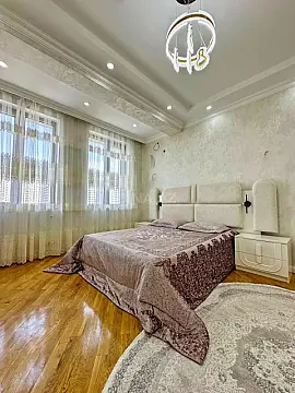 Satılır 3 otaqlı mənzil 109 m²