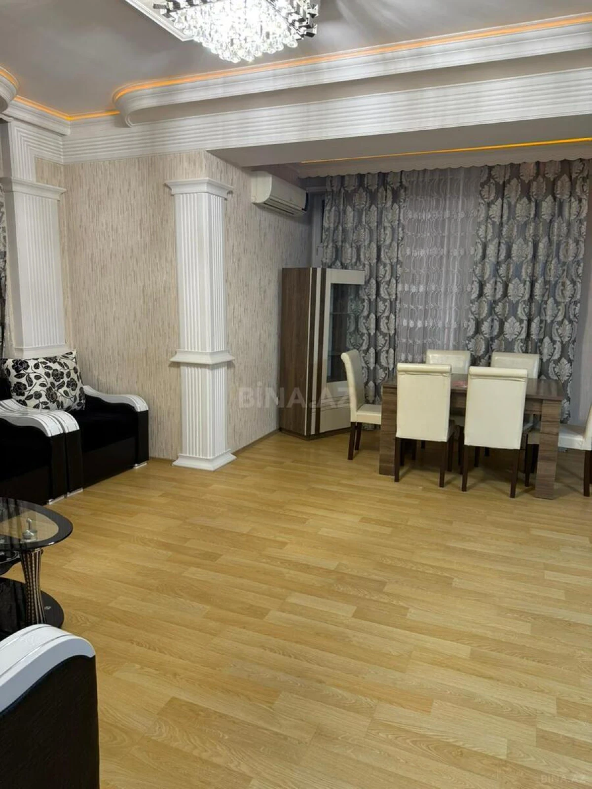 Kirayə verilir 2 otaqlı mənzil 72 m²