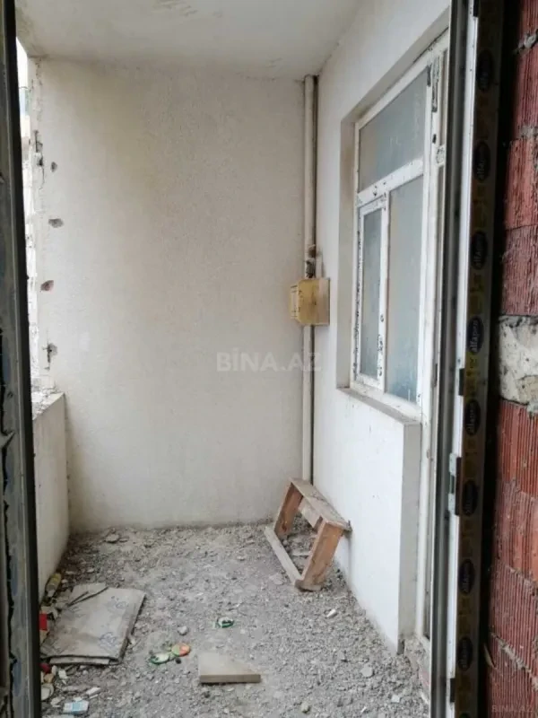 Satılır 2 otaqlı mənzil 105 m²