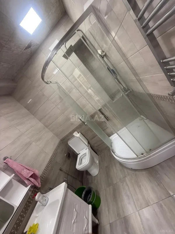 Kirayə verilir 2 otaqlı mənzil 60 m²