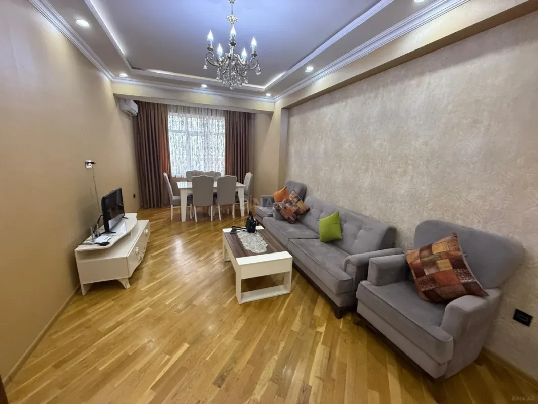 Kirayə verilir 2 otaqlı mənzil 60 m²