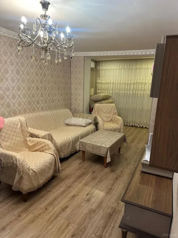 Kirayə verilir 2 otaqlı mənzil 50 m²