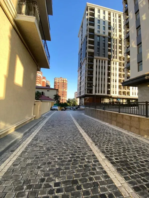 Satılır 1 otaqlı mənzil 55 m²