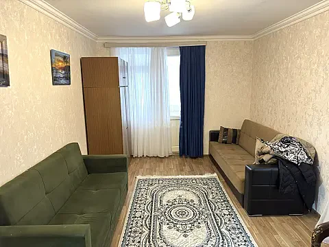 Kirayə verilir 1 otaqlı mənzil 40 m² — Bakı, İnşaatçılar 1 otaq 40.00 m²