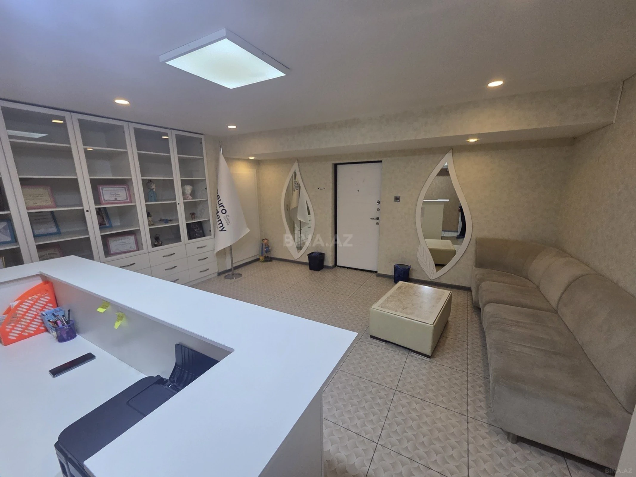 Satılır obyekt 175 m²