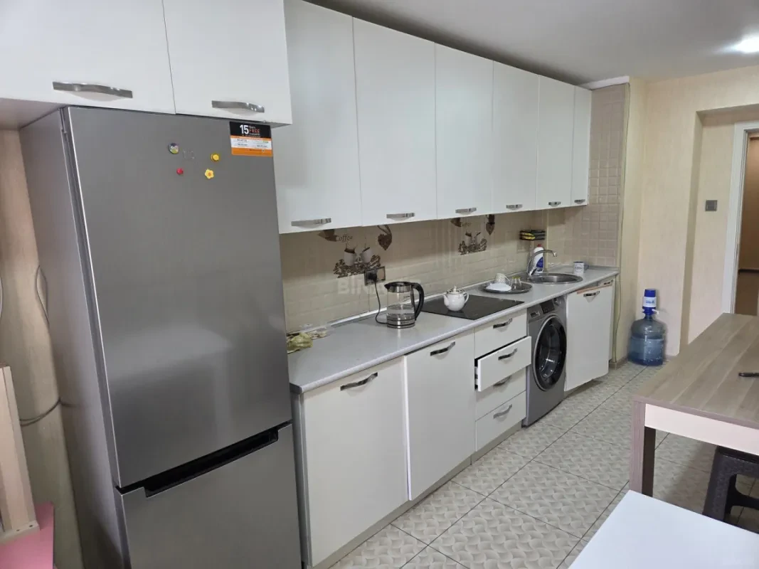Satılır obyekt 175 m²