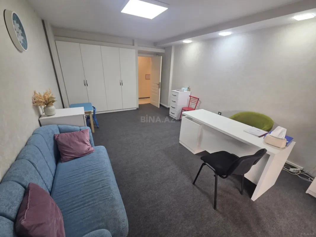 Satılır obyekt 175 m²