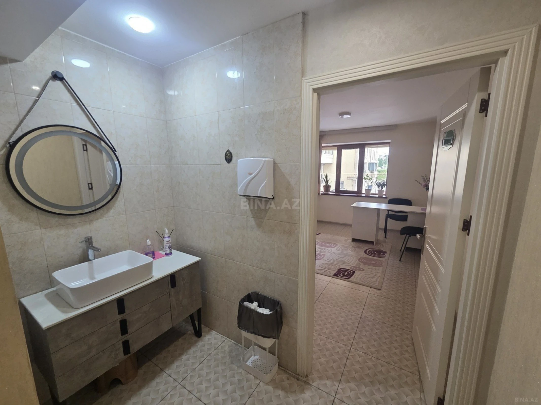 Satılır obyekt 175 m²