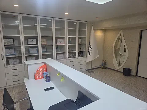 Satılır obyekt 175 m²
