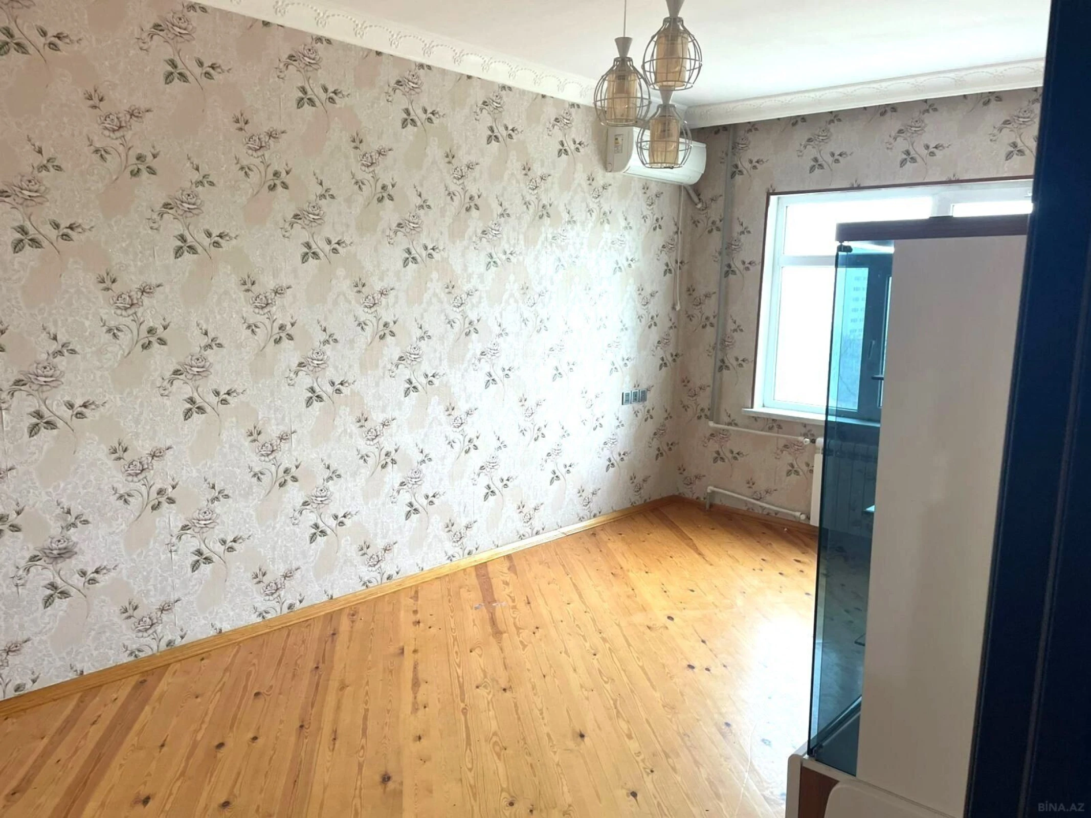 Kirayə verilir 2 otaqlı mənzil 45 m²
