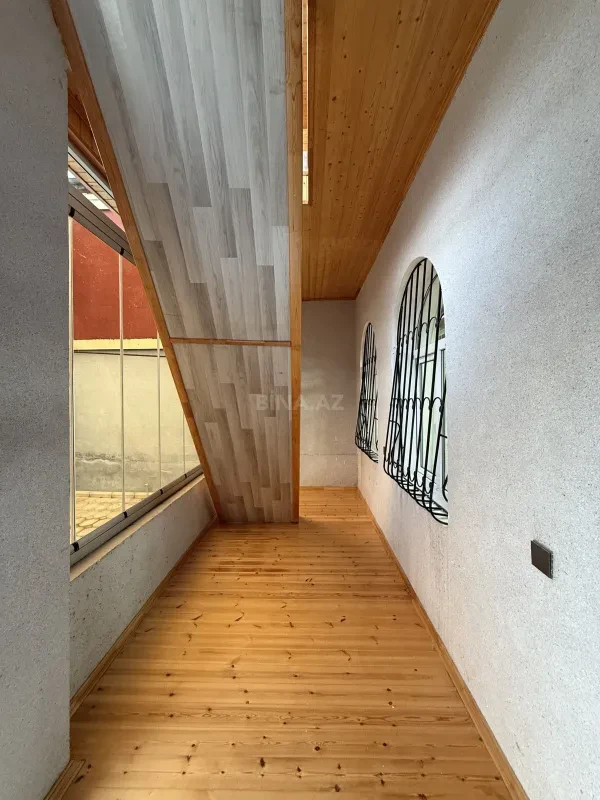 Satılır 5 otaqlı həyət evi 170 m²